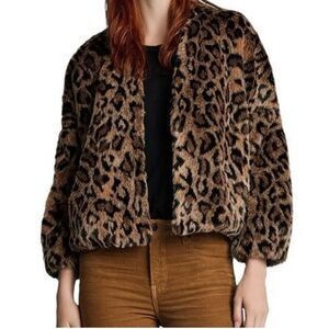 Velvet by Graham | Small Leopard Jacket
